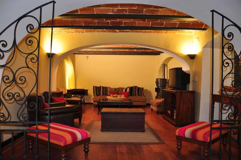 Hotel Naira لاباز المظهر الخارجي الصورة
